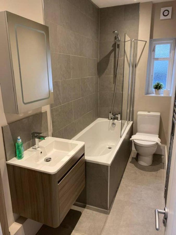 Biskey Howe Flat - Free Off-Site Health Club Access With Pool, Sauna, Steam Room & Gym Windermere Eksteriør bilde