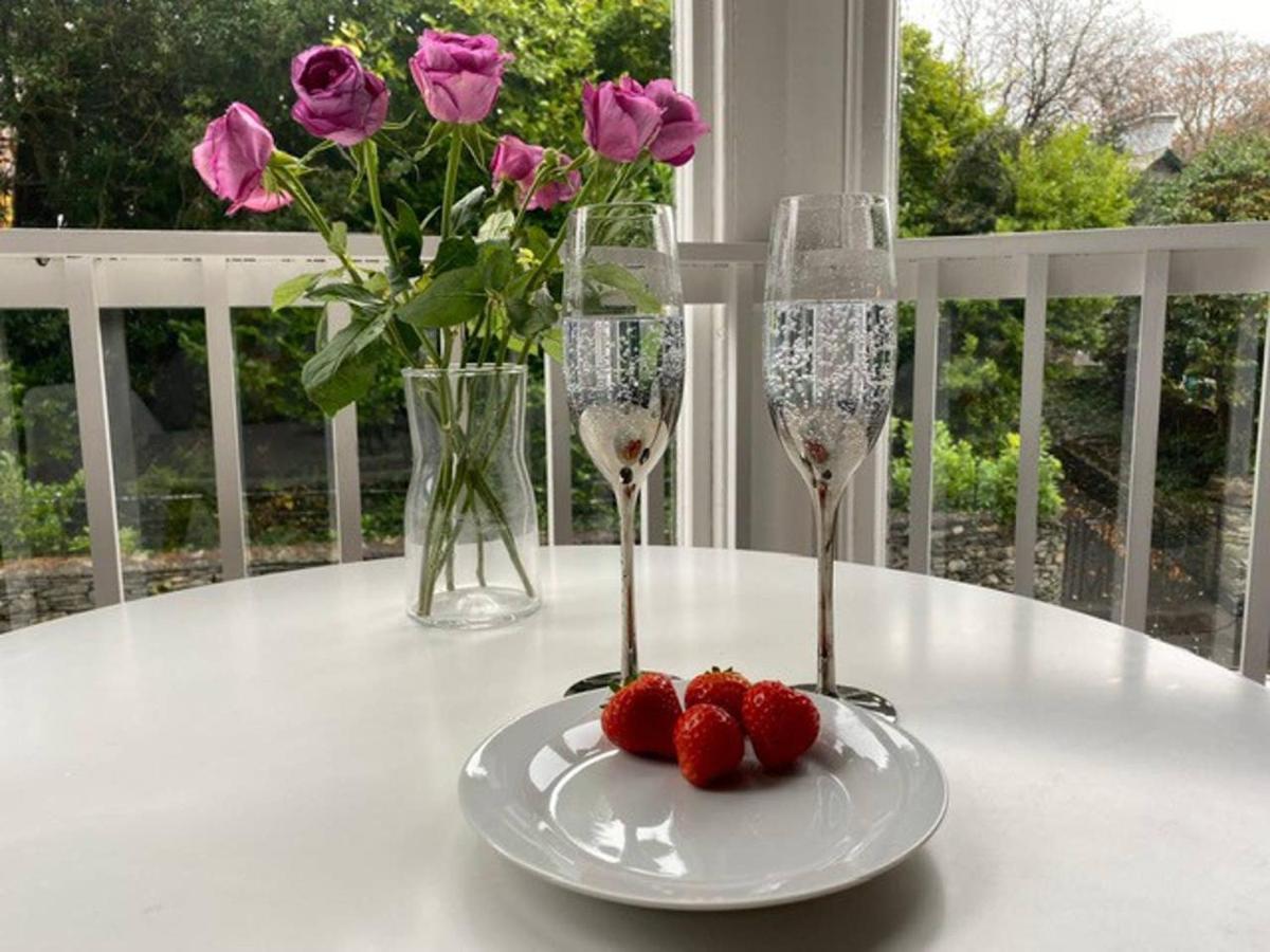 Biskey Howe Flat - Free Off-Site Health Club Access With Pool, Sauna, Steam Room & Gym Windermere Eksteriør bilde